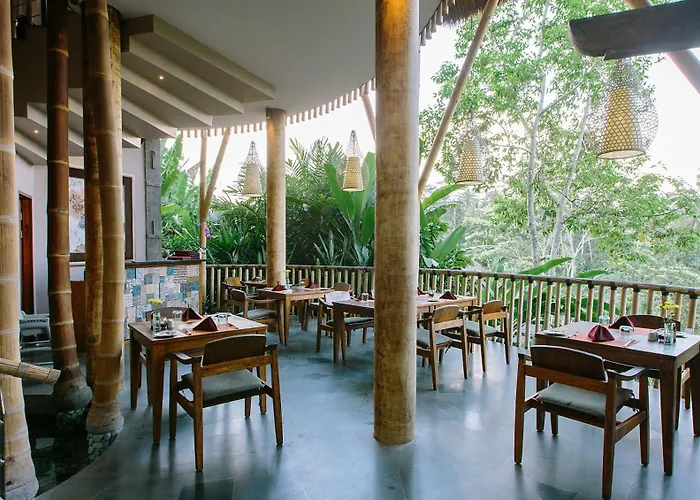 Resort Tejaprana & 5*