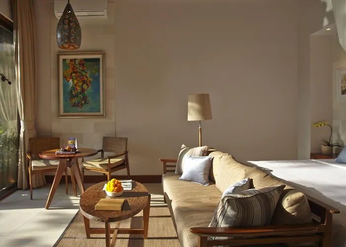 Tejaprana & Resort 5*