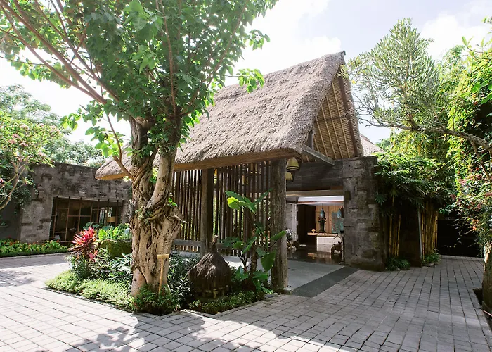 Tejaprana & Resort 5*